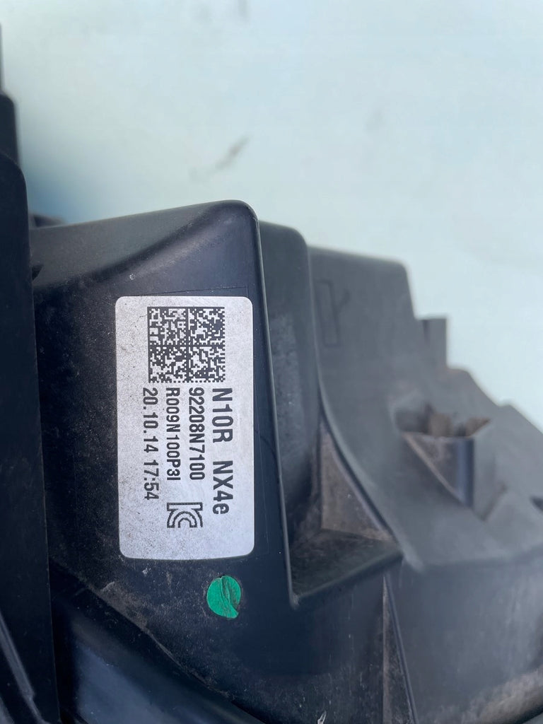 Frontscheinwerfer Hyundai Tucson 92207N7100 92208N7100 LED Rechts oder Links SCH5011460245vx