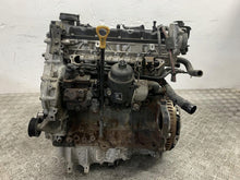 Laden Sie das Bild in den Galerie-Viewer, Motor Kia Sportage D4FD 1.7 CRDI Diesel Engine Unkomplett