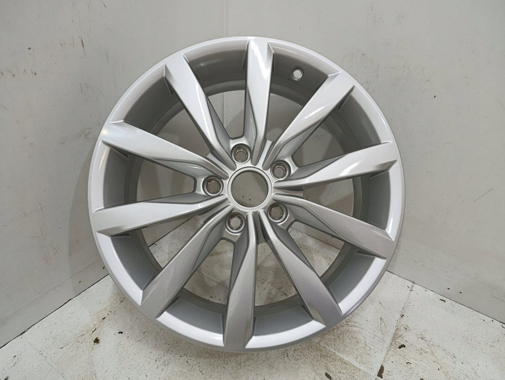 1x Alufelge 17 Zoll 6.0" 5x112 48ET Glanz Silber 5G0601025K VW Golf Vii FEL9731149040ip