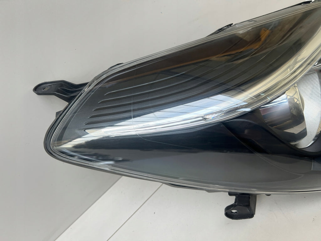 Frontscheinwerfer Toyota Yaris Rechts Scheinwerfer Headlight