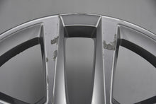 Laden Sie das Bild in den Galerie-Viewer, 1x Alufelge 18 Zoll 7.5&quot; 5x108 55ET Glanz Silber 31445568 Volvo Xc60 Rim Wheel