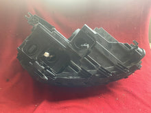 Laden Sie das Bild in den Galerie-Viewer, Frontscheinwerfer VW Sharan 7N1941033D Xenon Links Scheinwerfer Headlight SCH6464064757hm