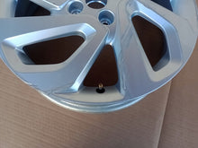 Load image into Gallery viewer, 1x Alufelge 17 Zoll 5.0" 4x100 CMS1210-9 Toyota Aygo X Rim Wheel FEL9824452479zi