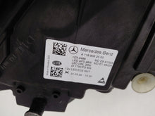 Laden Sie das Bild in den Galerie-Viewer, Frontscheinwerfer Mercedes-Benz Cla A1189062500 Links Scheinwerfer Headlight SCH2118284189si