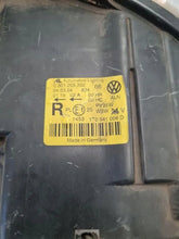 Laden Sie das Bild in den Galerie-Viewer, Frontscheinwerfer VW Touran 1T0941006D Rechts Scheinwerfer Headlight SCH6543487148ss