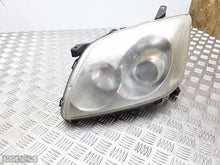 Laden Sie das Bild in den Galerie-Viewer, Frontscheinwerfer Toyota Avensis Links Scheinwerfer Headlight SCH2458582677ro
