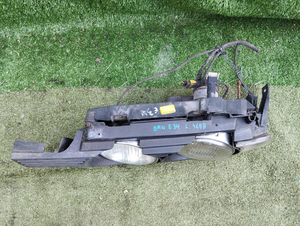 Frontscheinwerfer BMW 5 E34 0301384201 Links Scheinwerfer Headlight SCH5207522392yn