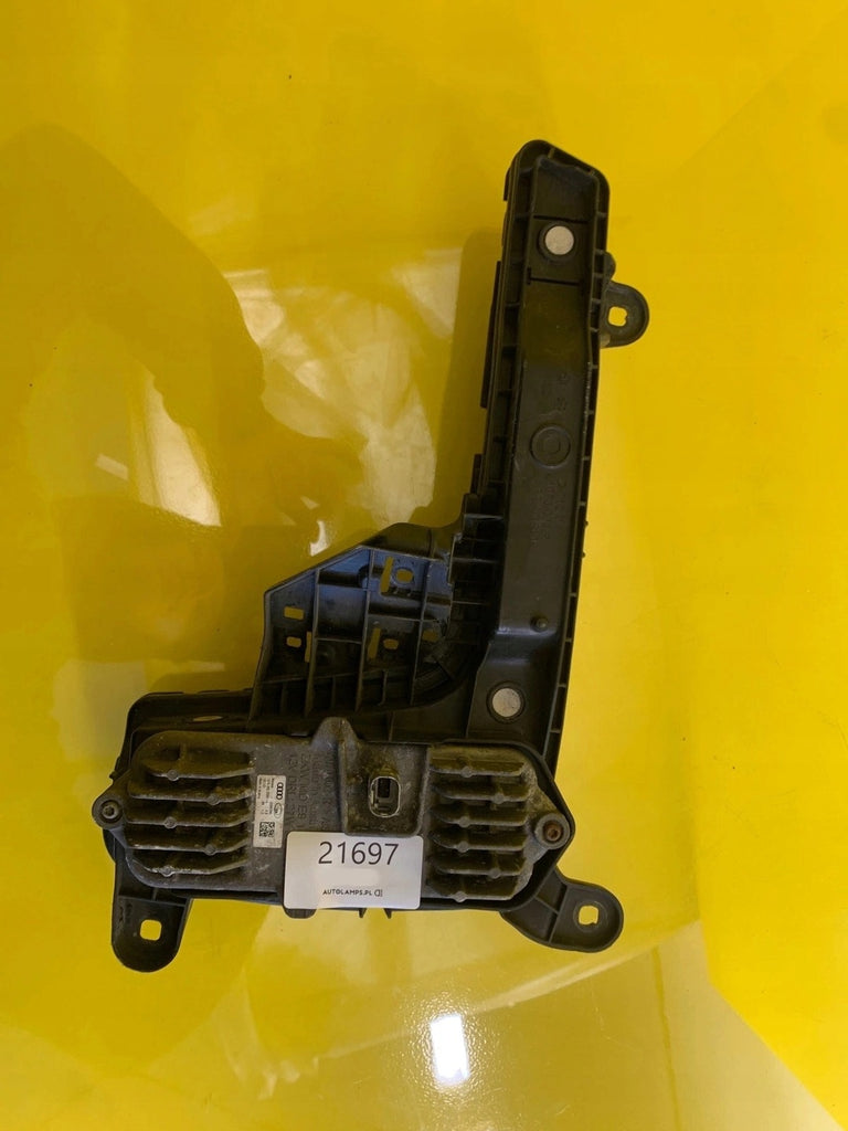 Frontscheinwerfer Audi E-Tron LED Rechts Scheinwerfer Headlight