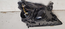 Laden Sie das Bild in den Galerie-Viewer, Frontscheinwerfer Opel Signum Vectra C 93172953 1EL008320-29 Links Headlight