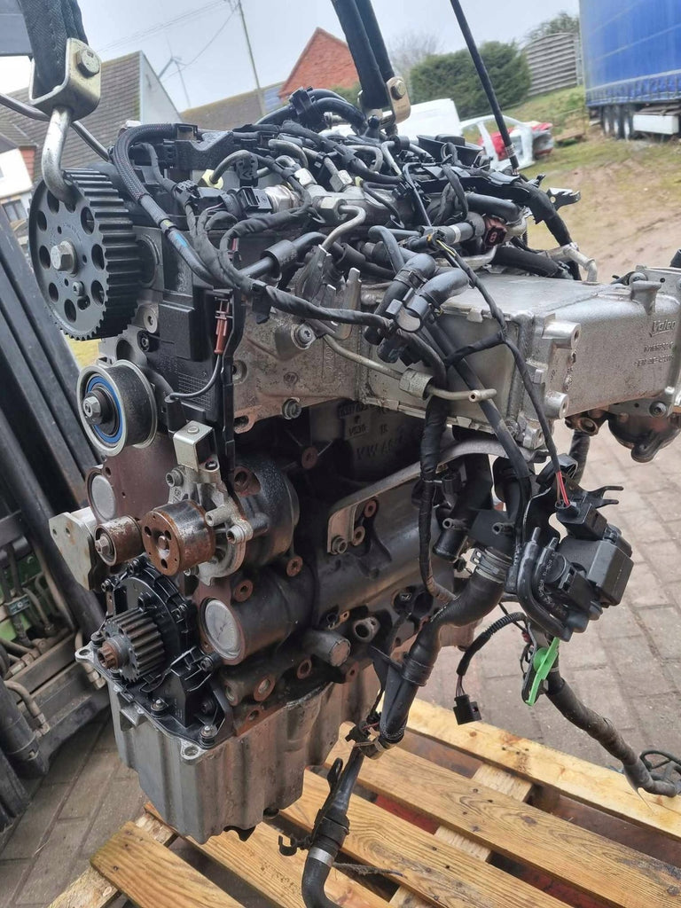 Motor Audi DET 2.0 TDI 30TKm Diesel Engine Unkomplett