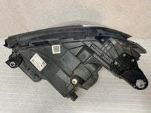 Laden Sie das Bild in den Galerie-Viewer, Frontscheinwerfer Mercedes-Benz W213 A2139064804 LED Rechts Headlight SCH7944579724tm