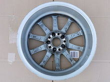 Laden Sie das Bild in den Galerie-Viewer, 1x Alufelge 17 Zoll 6.5" 5x112 44ET A1774010300 Mercedes-Benz W177 Rim Wheel FEL4450926272zg