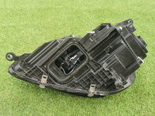 Laden Sie das Bild in den Galerie-Viewer, Frontscheinwerfer Mercedes-Benz X167 A1679061700 Full LED Rechts Headlight SCH6601147020cq