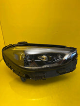Laden Sie das Bild in den Galerie-Viewer, Frontscheinwerfer Mercedes-Benz W206 A2069065404 LED Rechts Headlight SCH1528625334nl