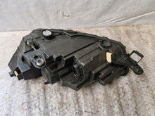 Laden Sie das Bild in den Galerie-Viewer, Frontscheinwerfer Skoda Fabia IV 6VB941016 FALSE Scheinwerfer Headlight SCH9943874321yq