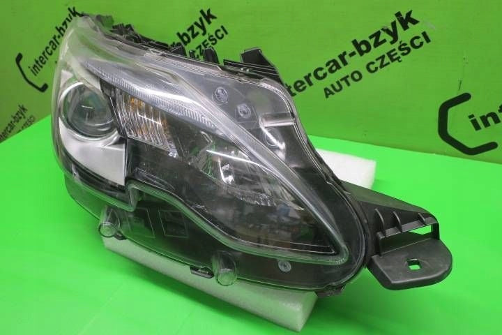 Frontscheinwerfer Peugeot 2008 I 9825313680 LED Rechts Scheinwerfer Headlight