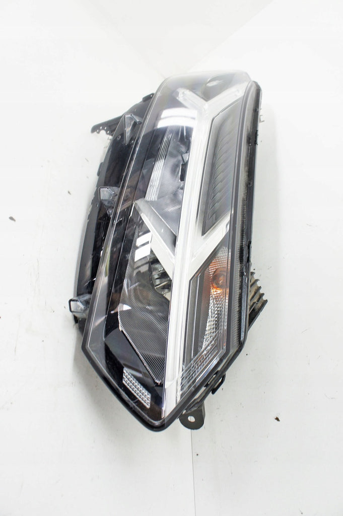 Frontscheinwerfer Dacia Sandero III 260104363R Rechts Scheinwerfer Headlight