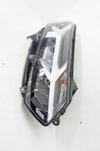 Laden Sie das Bild in den Galerie-Viewer, Frontscheinwerfer Dacia Sandero III 260104363R Rechts Scheinwerfer Headlight