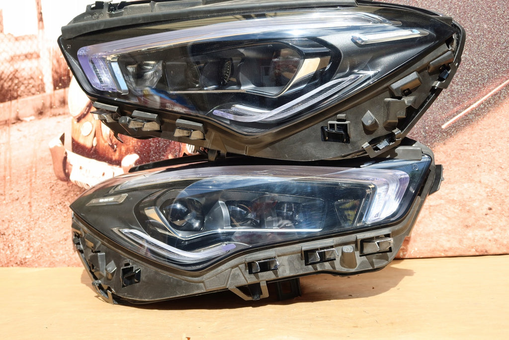 Frontscheinwerfer Mercedes-Benz Cla A1189066901 LED Rechts oder Links SCH2516216805ia