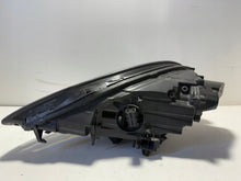 Laden Sie das Bild in den Galerie-Viewer, Frontscheinwerfer Porsche Panamera 971 971941032G LED Rechts Headlight SCH2778816882sy