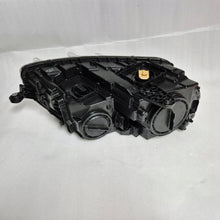 Laden Sie das Bild in den Galerie-Viewer, Frontscheinwerfer Skoda Octavia III 5E1941015 Links Scheinwerfer Headlight SCH3523612237wn