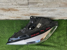 Laden Sie das Bild in den Galerie-Viewer, Frontscheinwerfer BMW 1 F40 5A1E055 Links Scheinwerfer Headlight