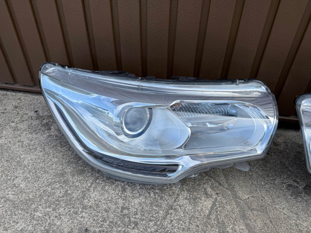 Frontscheinwerfer Citroën Ds4 9687895980 9687896280 Xenon Ein Satz Headlight SCH4802366145hc