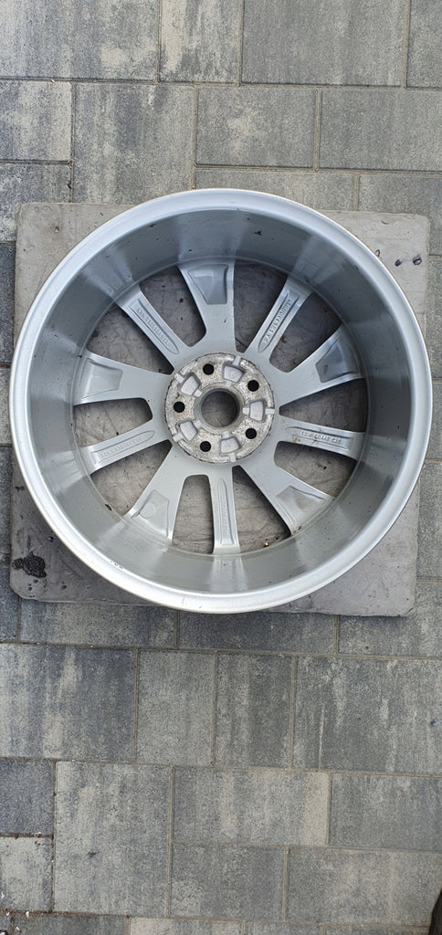 1x Alufelge 18 Zoll 7.0" 5x112 45ET Glanz Silber 57A601025D Skoda Karoq FEL9823715176kd