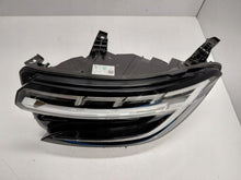 Laden Sie das Bild in den Galerie-Viewer, Frontscheinwerfer Renault 260609504R Links Scheinwerfer Headlight SCH5895694668xs