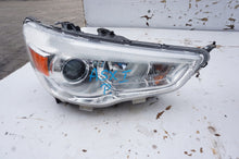 Laden Sie das Bild in den Galerie-Viewer, Frontscheinwerfer Mitsubishi Asx Ein Stück (Rechts oder Links) Headlight