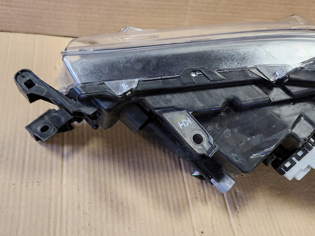 Frontscheinwerfer Toyota Hilux 81110-0K941 LED Ein Stück (Rechts oder Links)