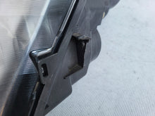 Laden Sie das Bild in den Galerie-Viewer, Frontscheinwerfer Lancia Phedra 89007032 Xenon Rechts Scheinwerfer Headlight SCH1617526634mk