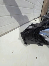 Laden Sie das Bild in den Galerie-Viewer, Frontscheinwerfer Audi Q7 4M0941033B Rechts Scheinwerfer Headlight
