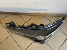 Laden Sie das Bild in den Galerie-Viewer, Frontscheinwerfer Toyota Corolla 81150-02S60 Links Scheinwerfer Headlight