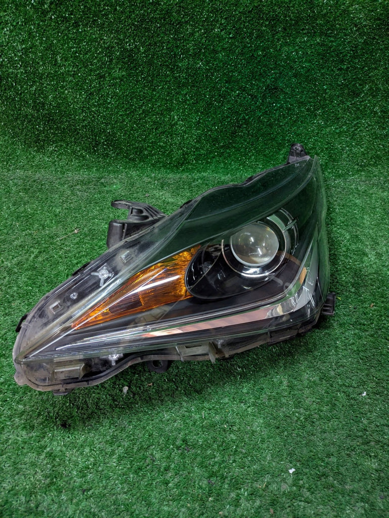 Frontscheinwerfer Toyota Aygo CSC29232 Links Scheinwerfer Headlight SCH4702060830pg