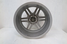 Laden Sie das Bild in den Galerie-Viewer, 1x Alufelge 17 Zoll 8.5" 5x112 58ET Silber A2044014602 Mercedes-Benz W204 FEL1125069996dd