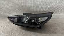 Load image into Gallery viewer, Frontscheinwerfer Hyundai I30 HYUI30LLP17 Links Scheinwerfer Headlight SCH7686526874qr