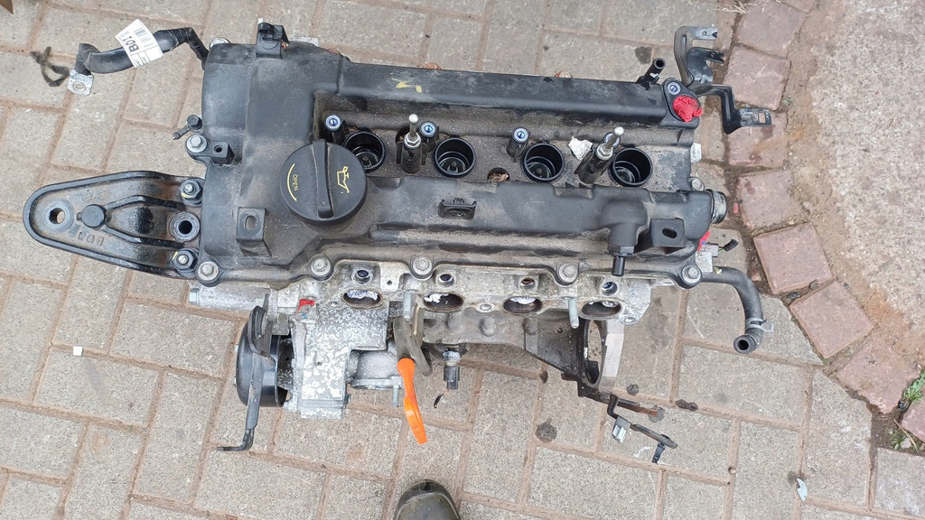Motor Hyundai I30 G4LC 1.4 74kW 110TKm Benzin Engine Unkomplett