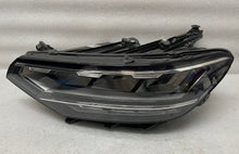 Laden Sie das Bild in den Galerie-Viewer, Frontscheinwerfer VW Passat B8 3G1941035Q FULL LED Links Scheinwerfer Headlight