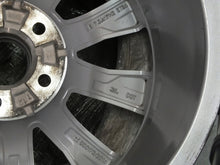 Load image into Gallery viewer, 1x Alufelge 17 Zoll 7.0&quot; 5x112 34ET Glanz Silber 80A601025J Audi Rim Wheel