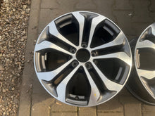 Laden Sie das Bild in den Galerie-Viewer, 1x Alufelge 17 Zoll 7.5&quot; 5x112 36ET A2534010600 Mercedes-Benz Glc Rim Wheel