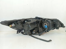 Laden Sie das Bild in den Galerie-Viewer, Frontscheinwerfer Honda Accord VIII P7530 12200HCHR710 Links Headlight
