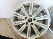 Load image into Gallery viewer, 1x Alufelge 17 Zoll 6.5&quot; 5x112 48,5ET 5TA601025J VW Touran Rim Wheel