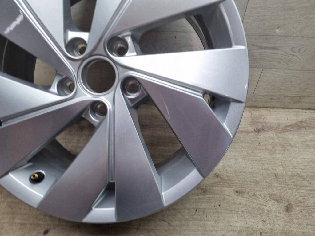1x Alufelge 17 Zoll 5x112 5H0601025C VW Golf Viii Rim Wheel FEL3171725495ll