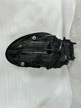 Laden Sie das Bild in den Galerie-Viewer, Frontscheinwerfer Porsche Carrera 99163196313 Full LED Links Headlight SCH2476277314qj