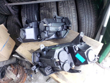 Laden Sie das Bild in den Galerie-Viewer, Frontscheinwerfer Renault Logan Sandero II Ein Satz Scheinwerfer Headlight SCH6150113831tm
