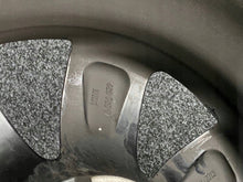 Laden Sie das Bild in den Galerie-Viewer, 1x Alufelge 17 Zoll 5x112 6856059 Mini Clubman F54 Rim Wheel FEL7875794379qc