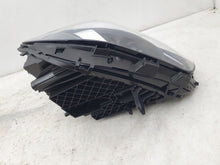 Laden Sie das Bild in den Galerie-Viewer, Frontscheinwerfer Mercedes-Benz W247 A2479062603 16873095784 Full LED Rechts SCH2037182701my
