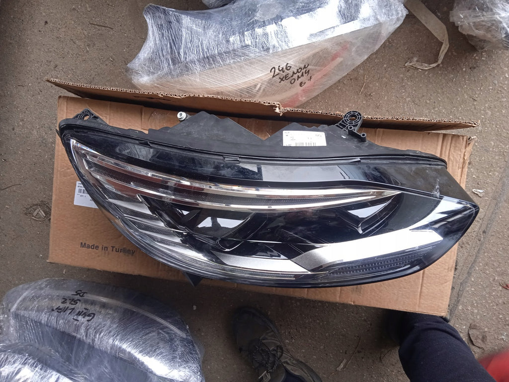 Frontscheinwerfer Renault Scenic 260100821R LED Rechts Scheinwerfer Headlight