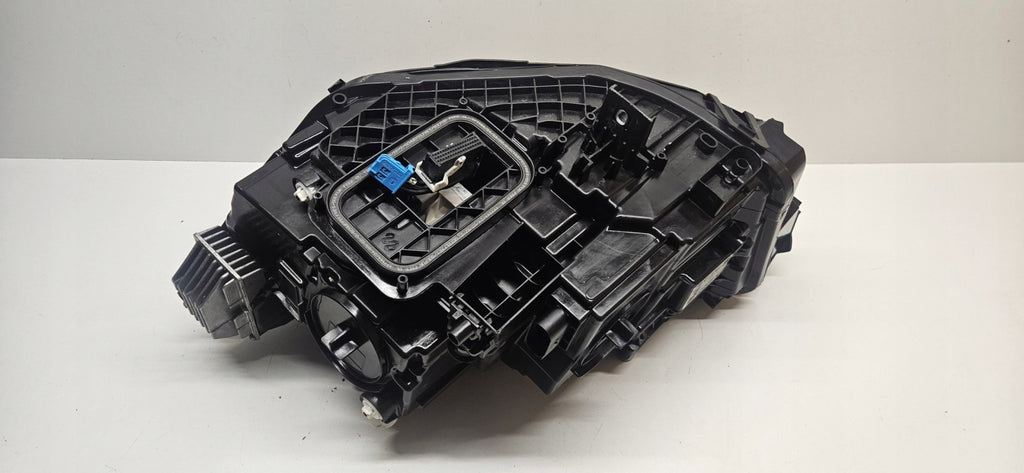 Frontscheinwerfer Mercedes-Benz Gla A2479065006 LED Rechts Headlight SCH8682699080kr